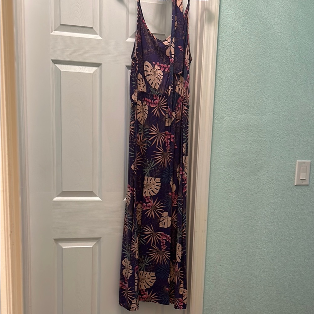 The Vanity Room Elegant Dress in Classic Black